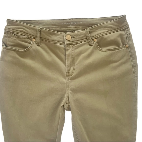 Chico’s The Platinum Crop Women’s Trouser Size 4P - Picture 4 of 6